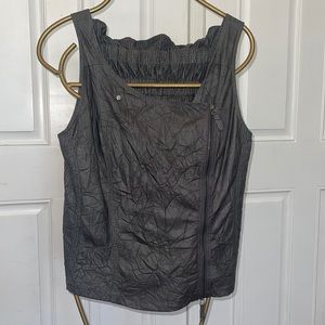 COCOMENTHE Crinkled zippered top